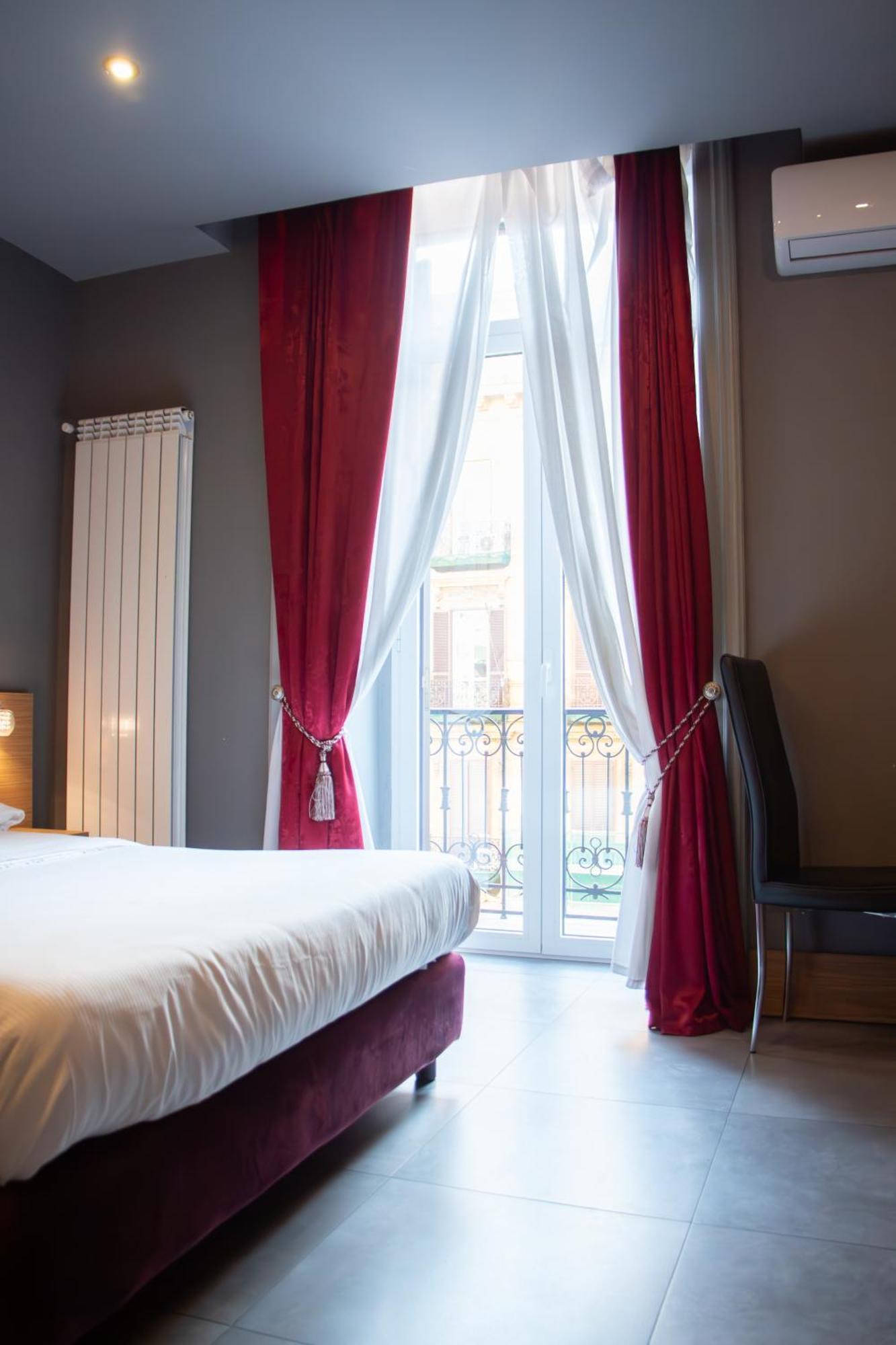 Beb Umberto I Napoli Hotel Buitenkant foto